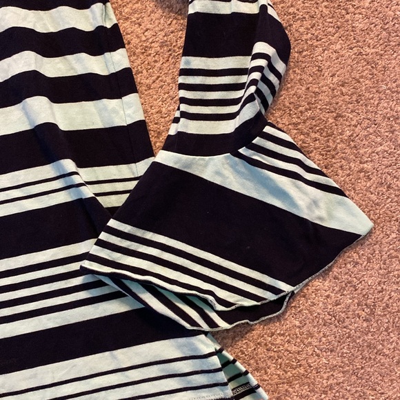 Ladies Striped Top - Picture 2 of 4